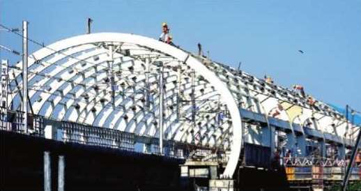 Roof work in progress at Guindy station - Photo Copyright: TOI
