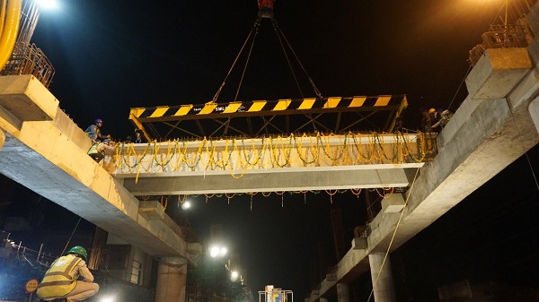 Afcons Launches 1st Double T-Girder for Kanpur Metro’s Stations - The ...