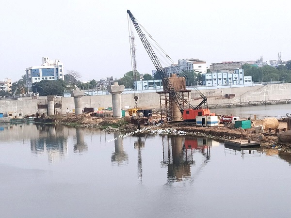 Ahmedabad Metro’s Sabarmati Bridge Starts Taking Shape