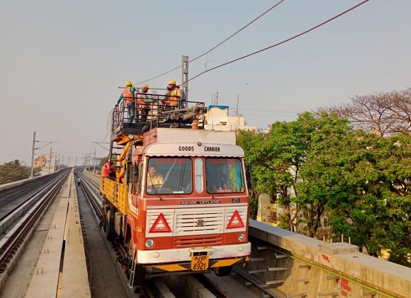 Sterling & Wilson Begins Mumbai Metro Line-2A’s OHE Work