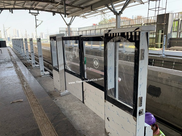 Mumbai Metro Line-7’s 1st Platform Screen Door Installed