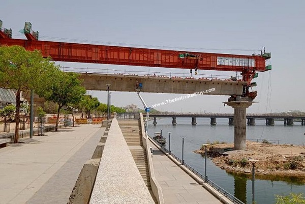 1st Span Completed for Ahmedabad Metro’s Sabarmati Bridge