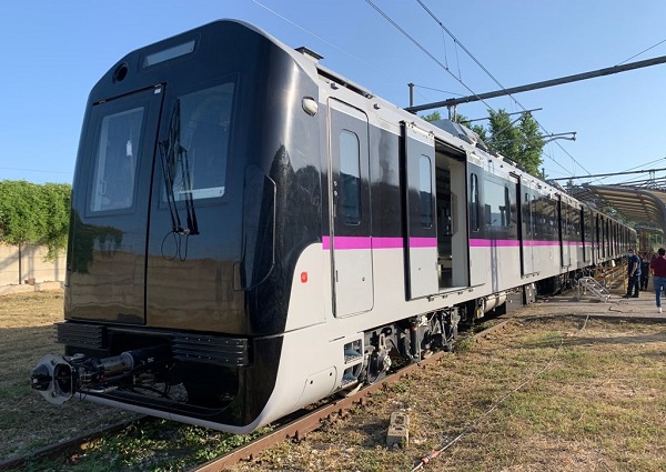 Titagarh Unveils 1st Pune Metro Train in Italy