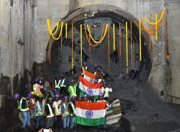 Mumbai Metro Line-3’s Final TBM Breakthrough Recorded by Tansa 1